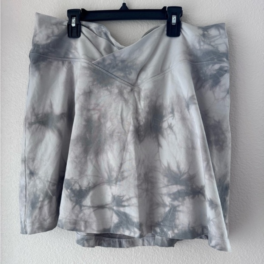 PINK Victoria’s Secret Gray Tie-Dye Skort XXL - Picture 1 of 5